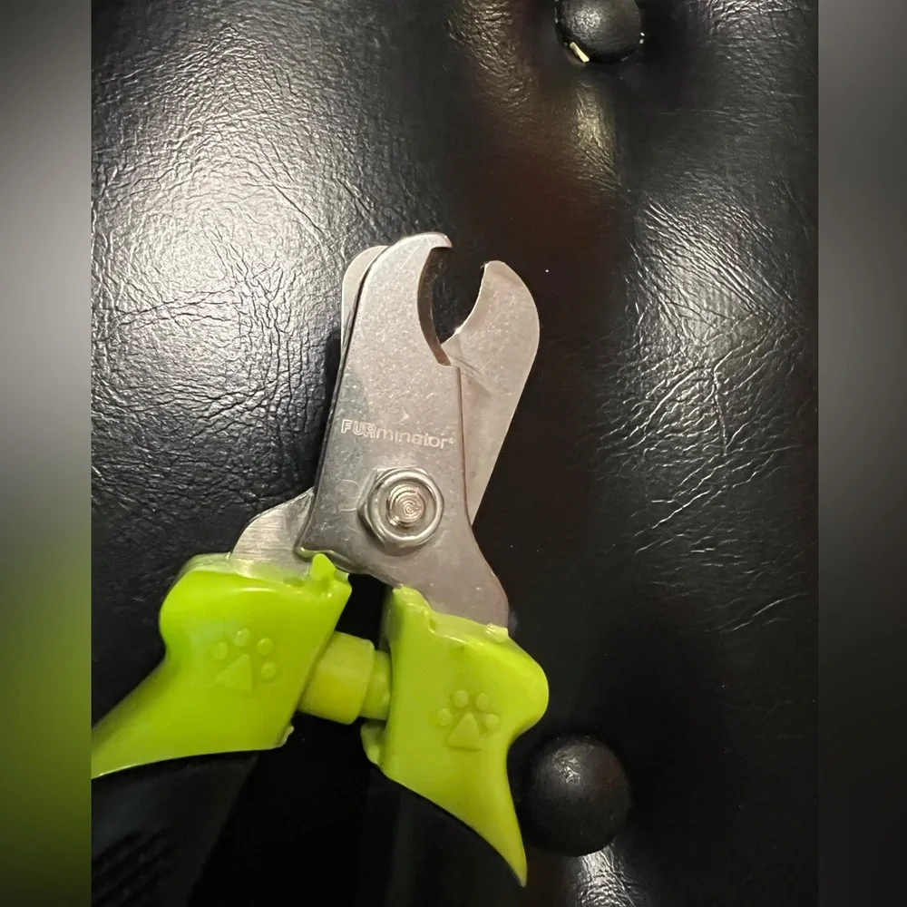 Nail Clippers set of 2 Dogs